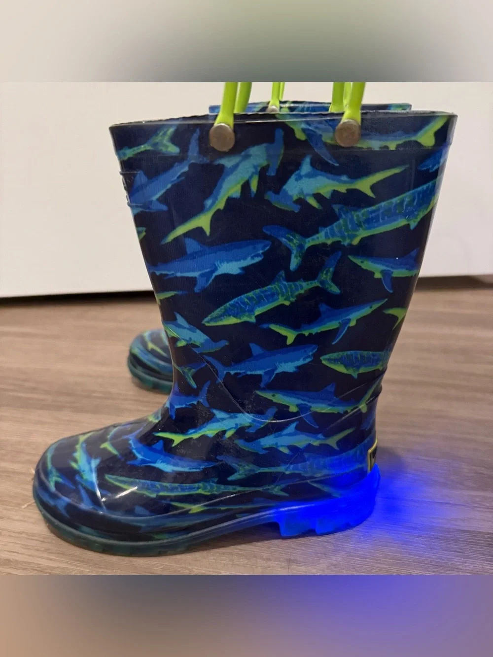 Kids Western Chief Light Up Shark Rain Boots
